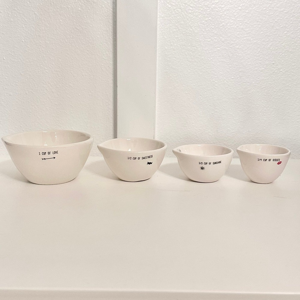 Williams Sonoma Tag Nesting Hearts Vday Measuring Cups Cute Messages Handpainted